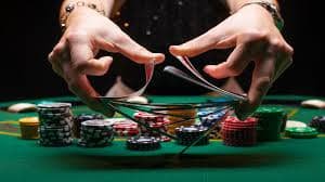 Permainan baccarat dealer langsung sedang berlangsung di platform puma128